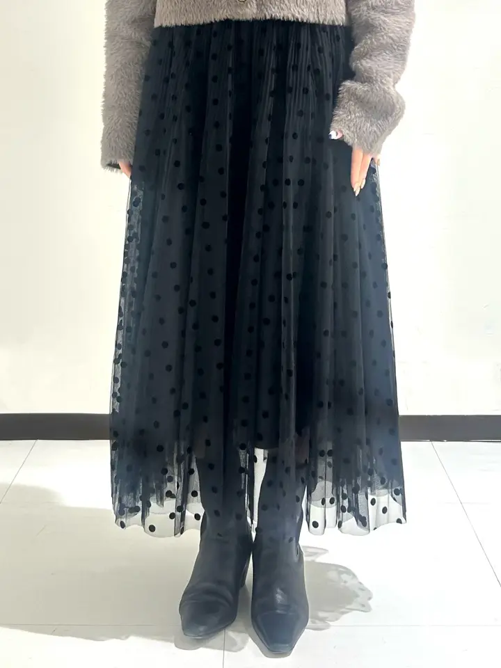 GRACE CONTINENTAL 狩野　珠季 コーディネート画像