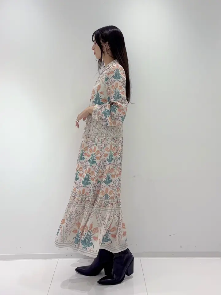 GRACE CONTINENTAL Hikaru Okada コーディネート画像