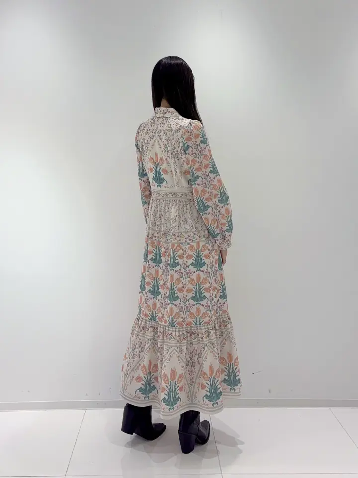 GRACE CONTINENTAL Hikaru Okada コーディネート画像