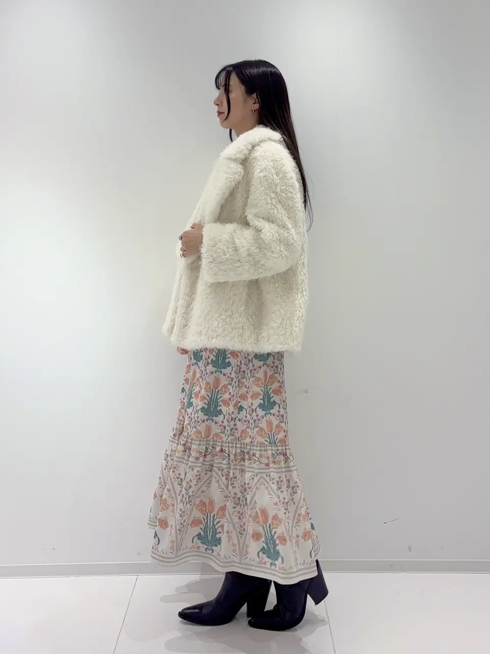 GRACE CONTINENTAL Hikaru Okada コーディネート画像