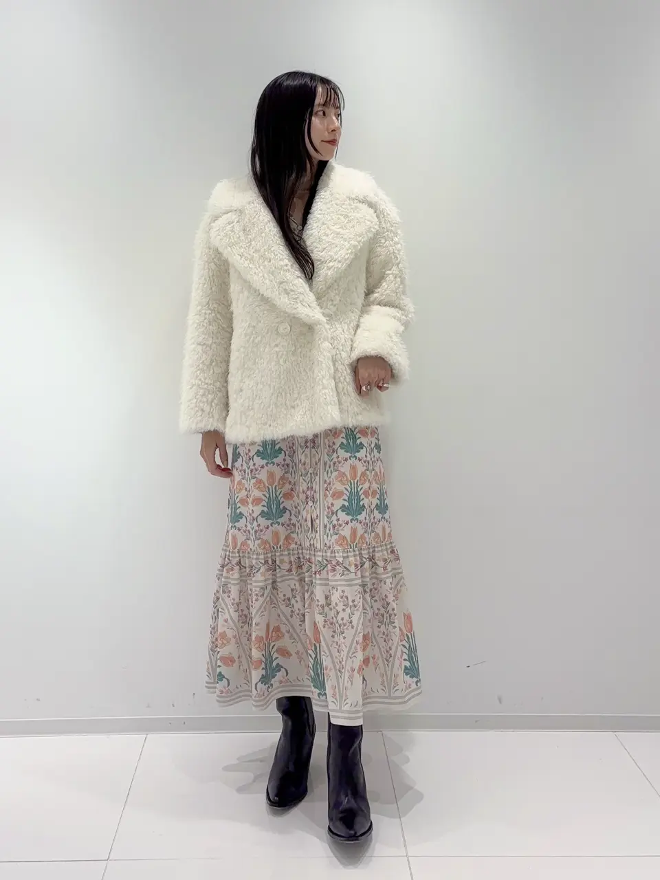 GRACE CONTINENTAL Hikaru Okada コーディネート画像