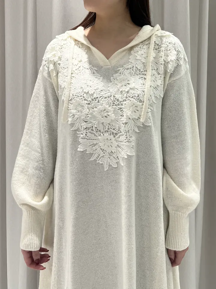 GRACE CONTINENTAL 赤坂 梨来 コーディネート画像