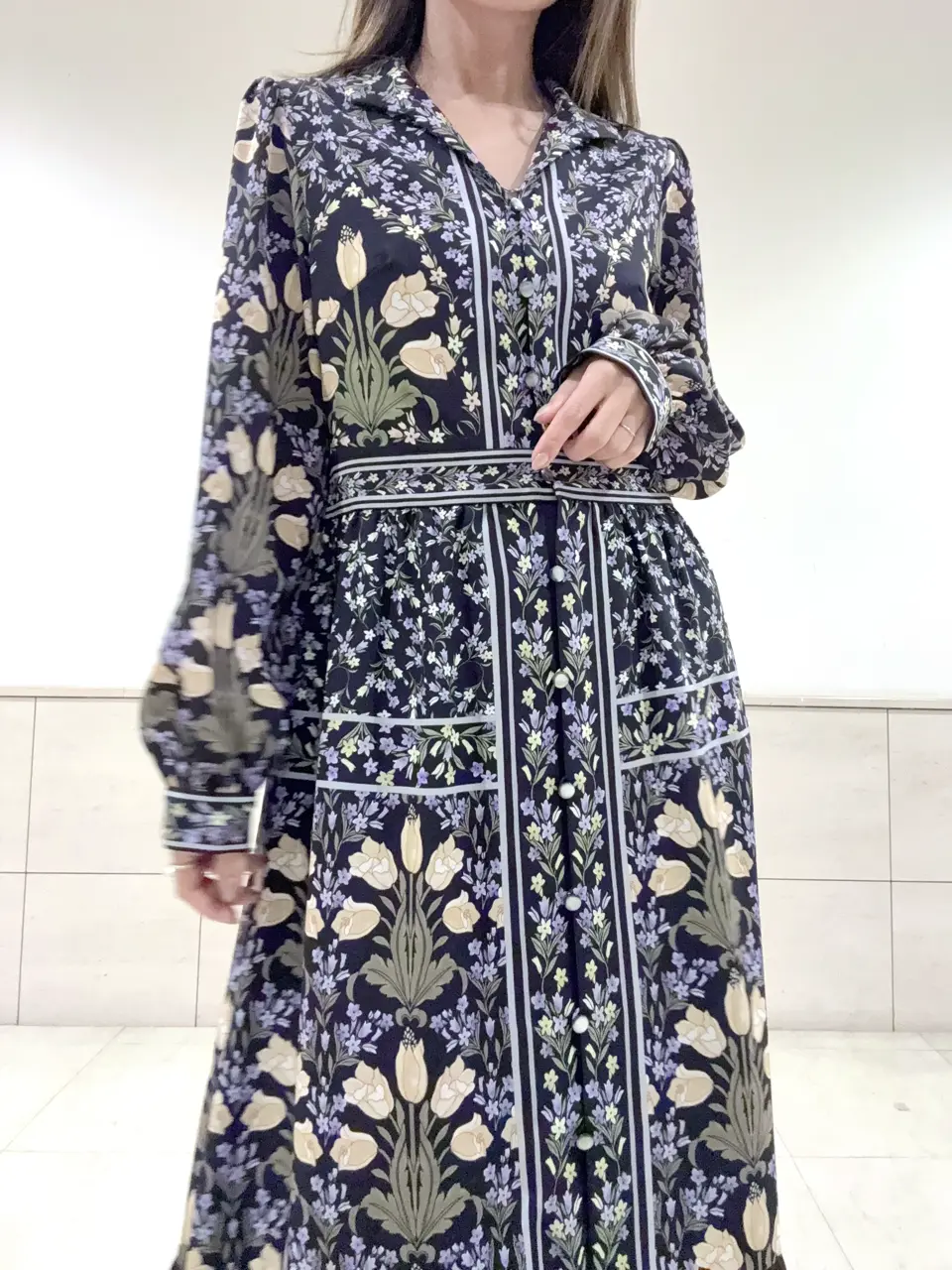 GRACE CONTINENTAL yukimi yonee コーディネート画像