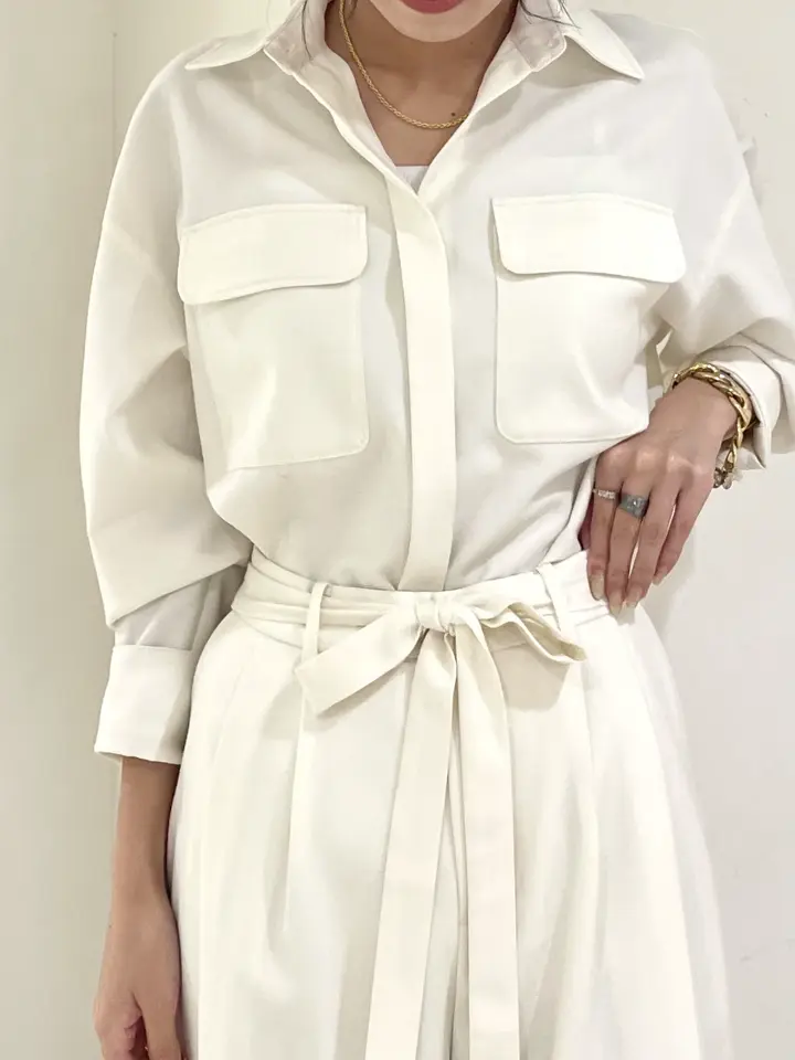 GRACE CONTINENTAL yoshi コーディネート画像