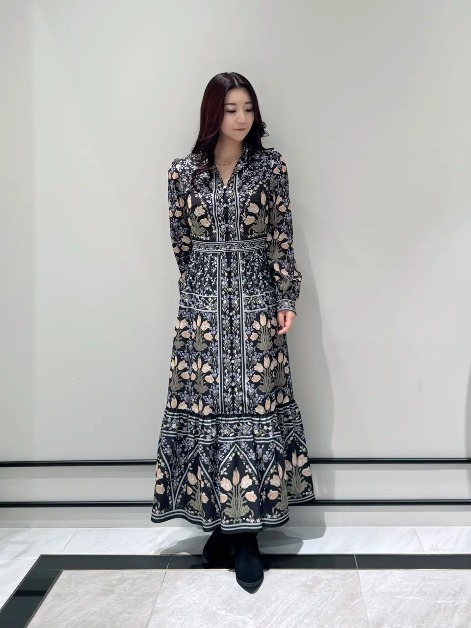 GRACE CONTINENTAL MOMOKO コーディネート画像