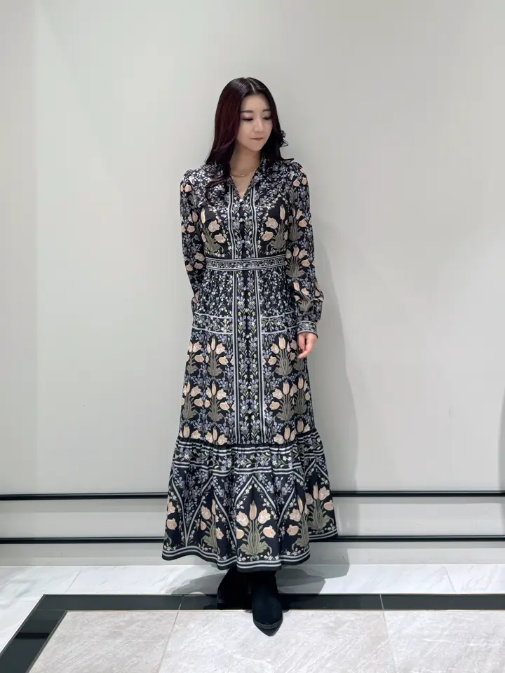 GRACE CONTINENTAL MOMOKO コーディネート画像