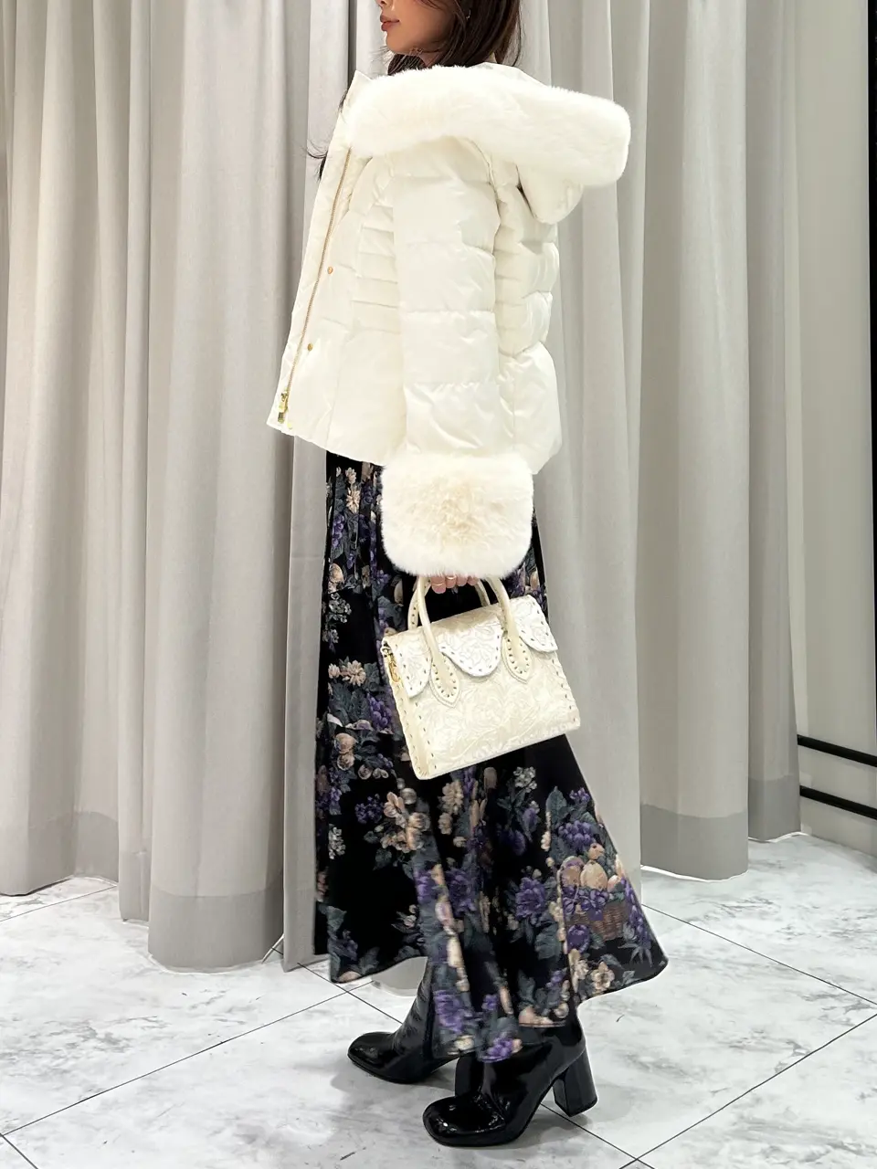 GRACE CONTINENTAL 志田　悠 コーディネート画像