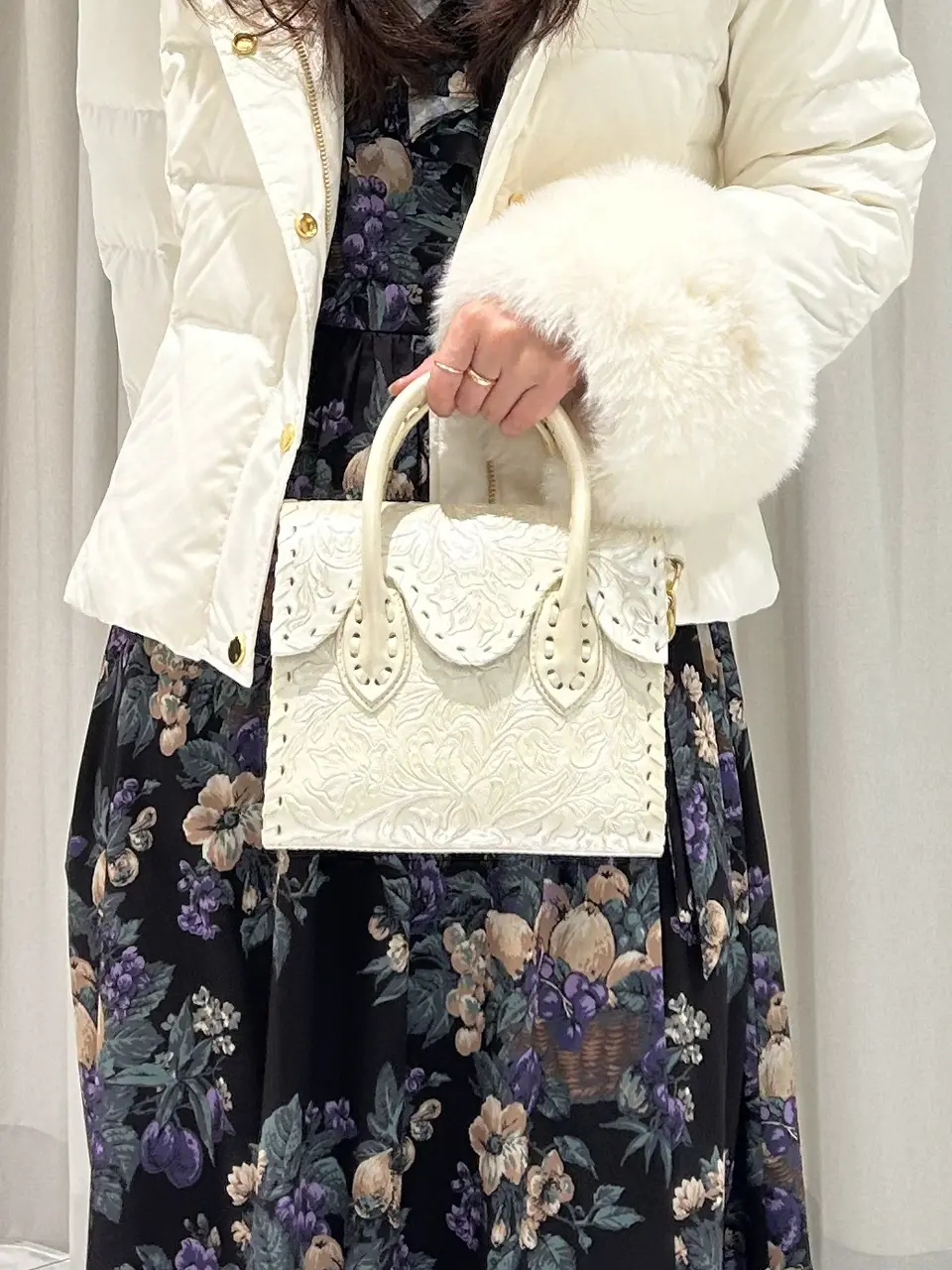 GRACE CONTINENTAL 志田　悠 コーディネート画像