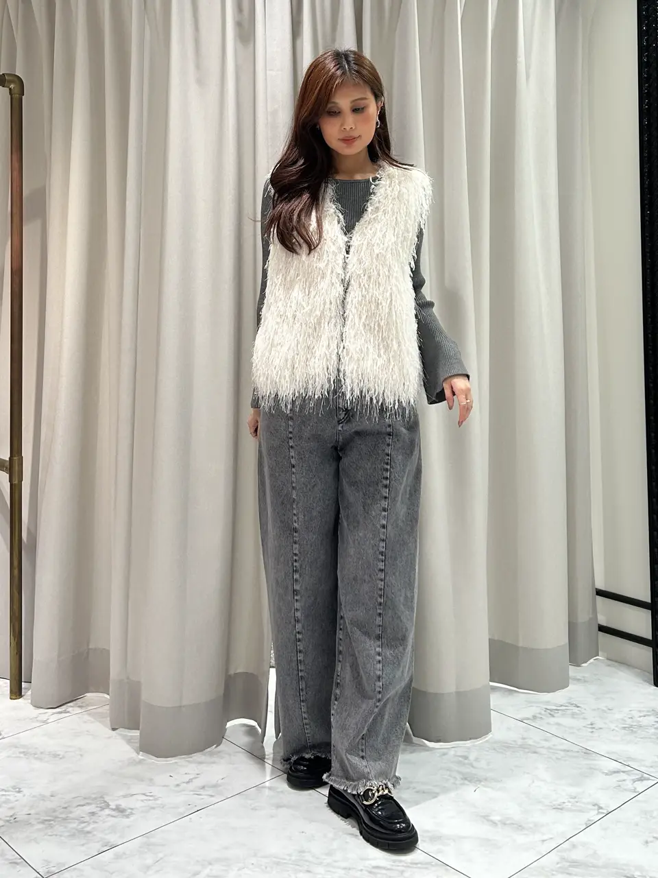 GRACE CONTINENTAL 志田　悠 コーディネート画像