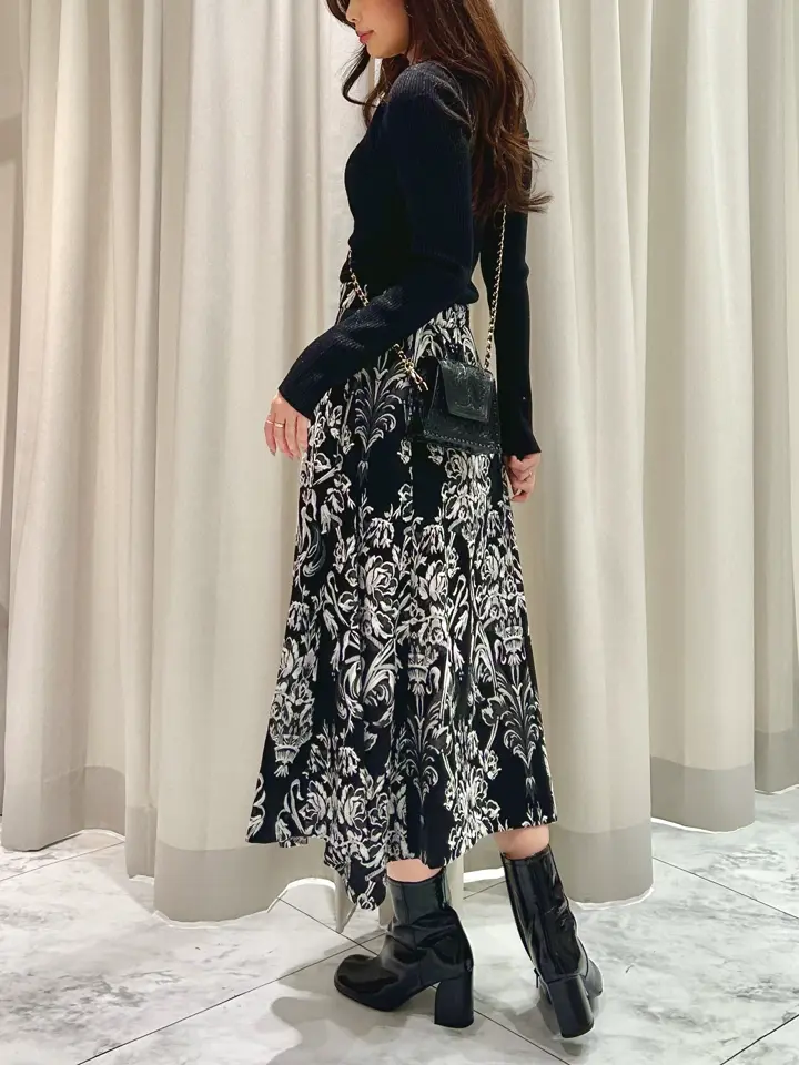 GRACE CONTINENTAL 志田　悠 コーディネート画像