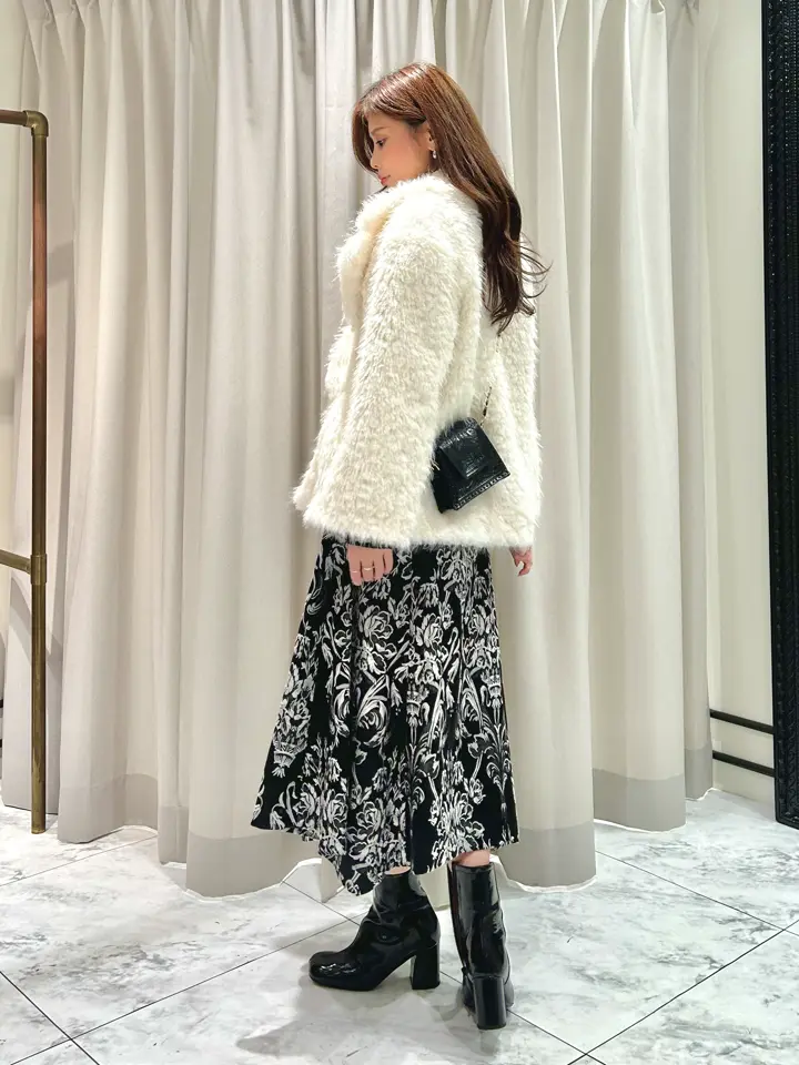 GRACE CONTINENTAL 志田　悠 コーディネート画像