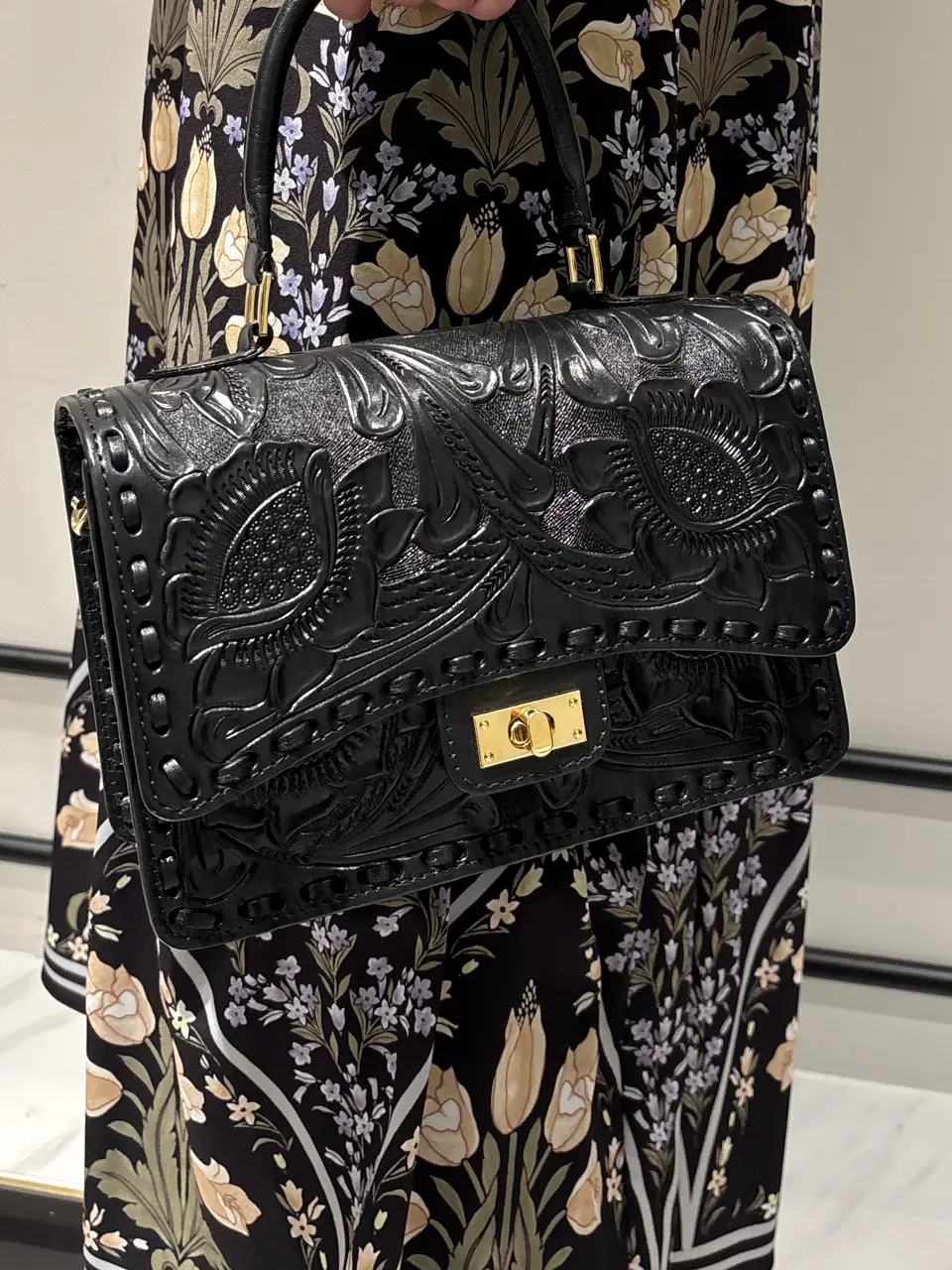 GRACE CONTINENTAL Kikuchi コーディネート画像