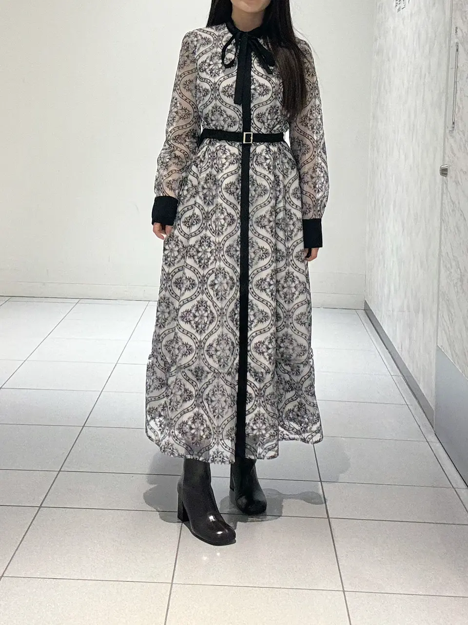 GRACE CONTINENTAL 王　宇キン コーディネート画像