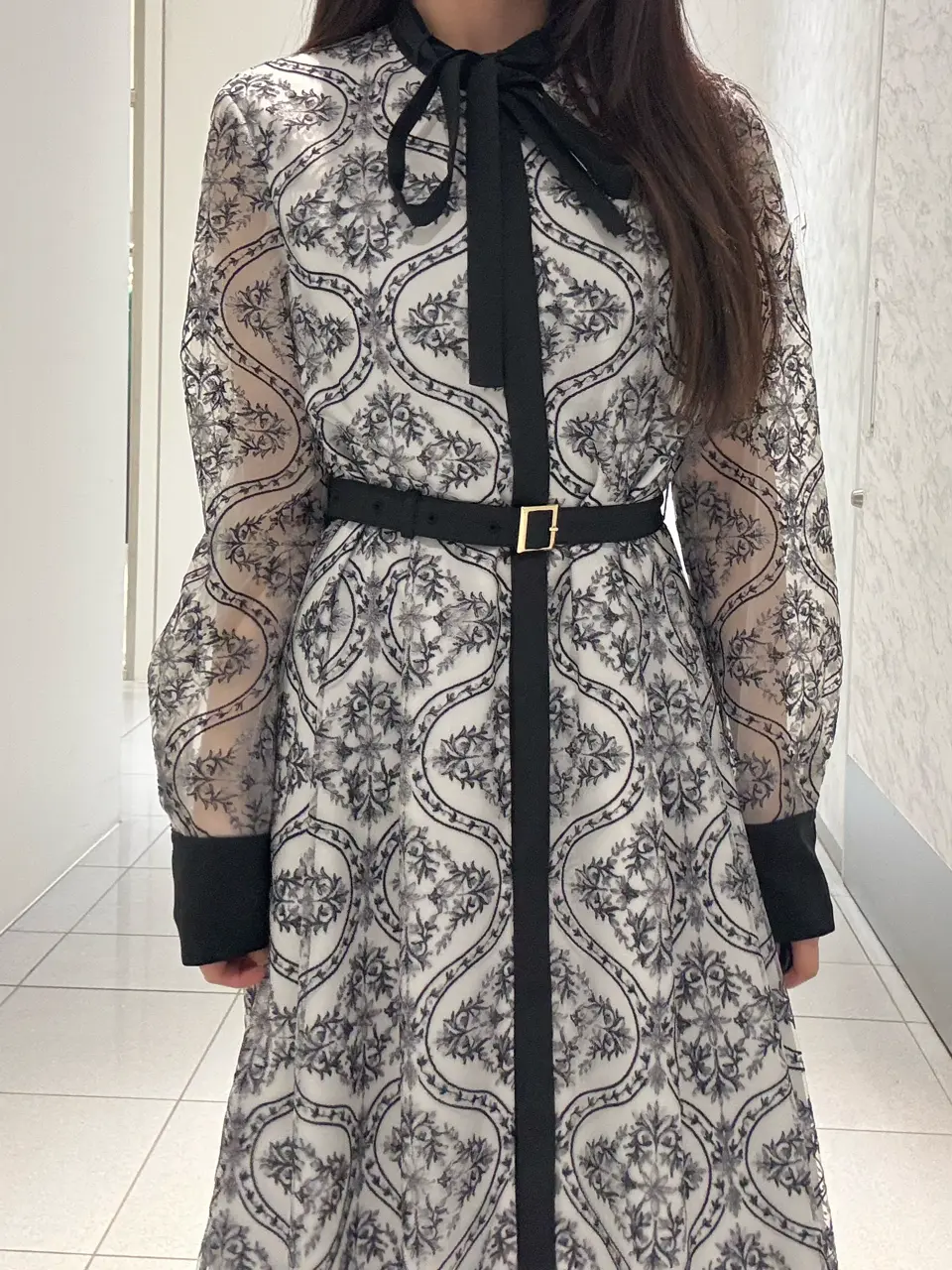 GRACE CONTINENTAL 王　宇キン コーディネート画像