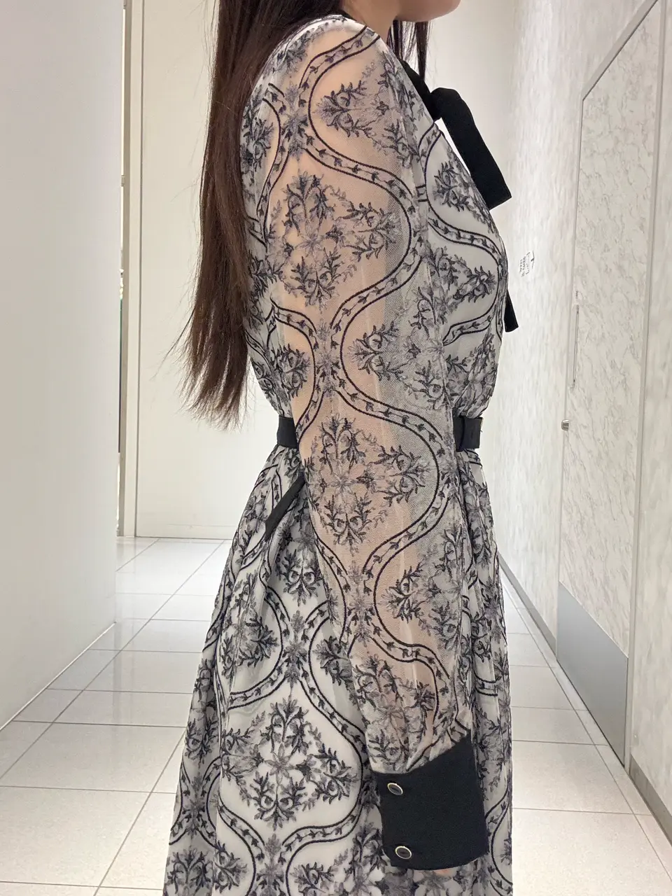 GRACE CONTINENTAL 王　宇キン コーディネート画像