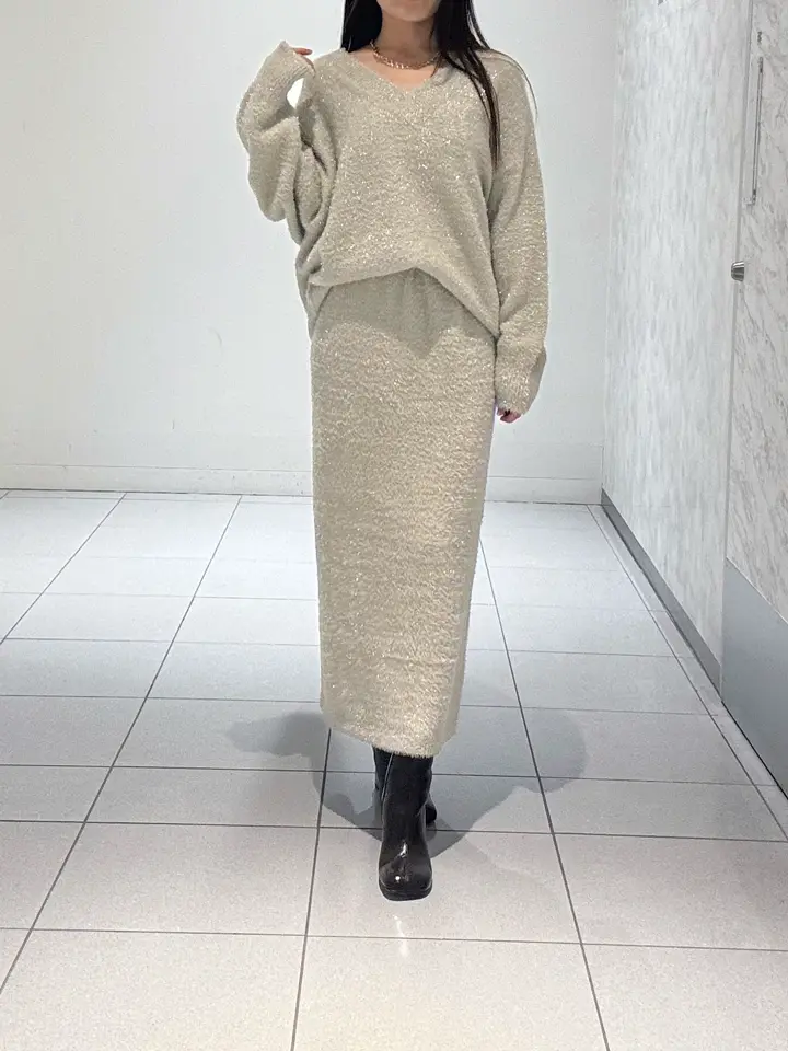 GRACE CONTINENTAL 王　宇キン コーディネート画像