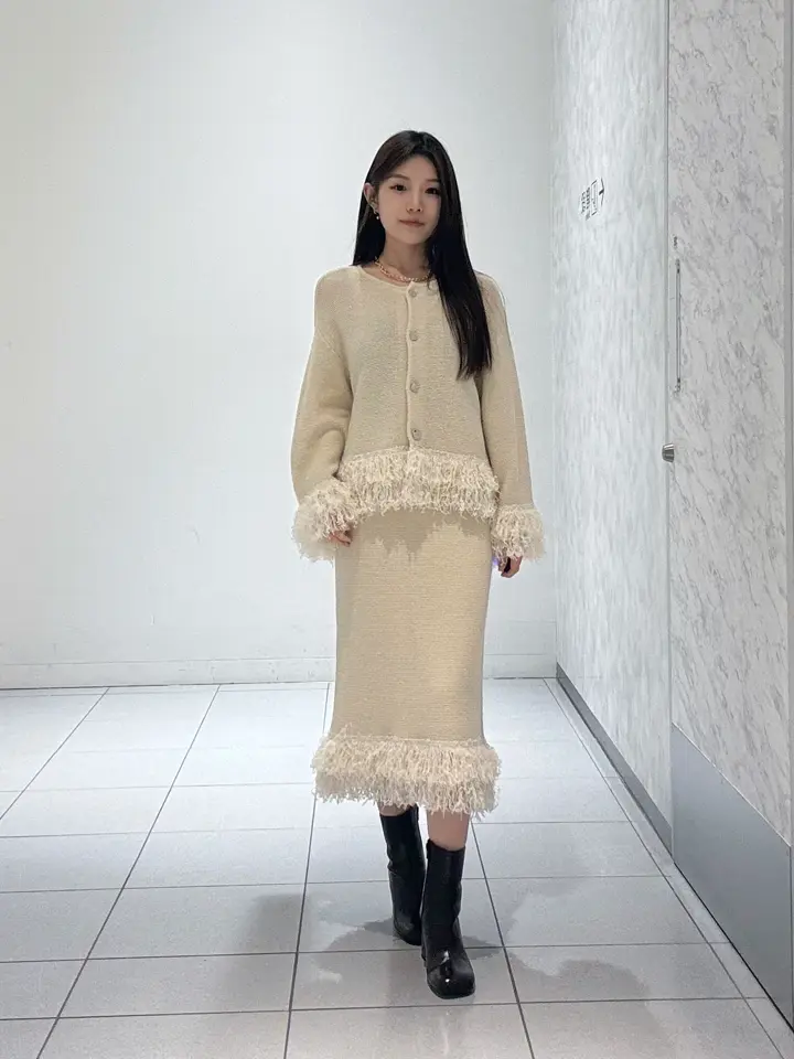 GRACE CONTINENTAL 王　宇キン コーディネート画像