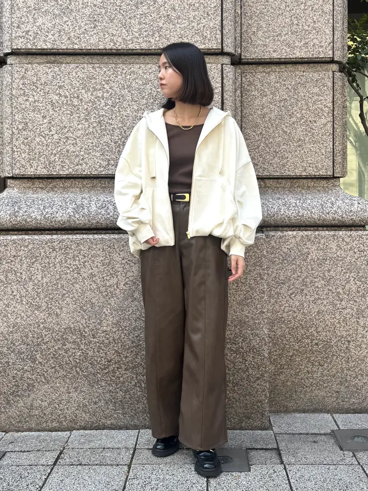 GRACE CONTINENTAL 伊藤　静華 コーディネート画像