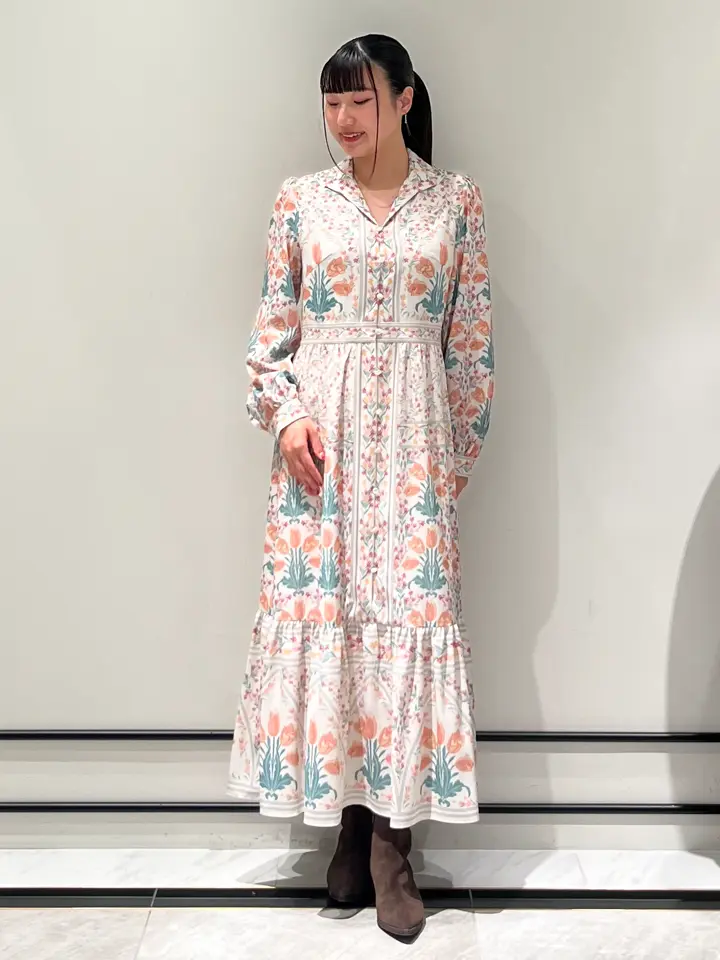 GRACE CONTINENTAL CHISAKO.S コーディネート画像