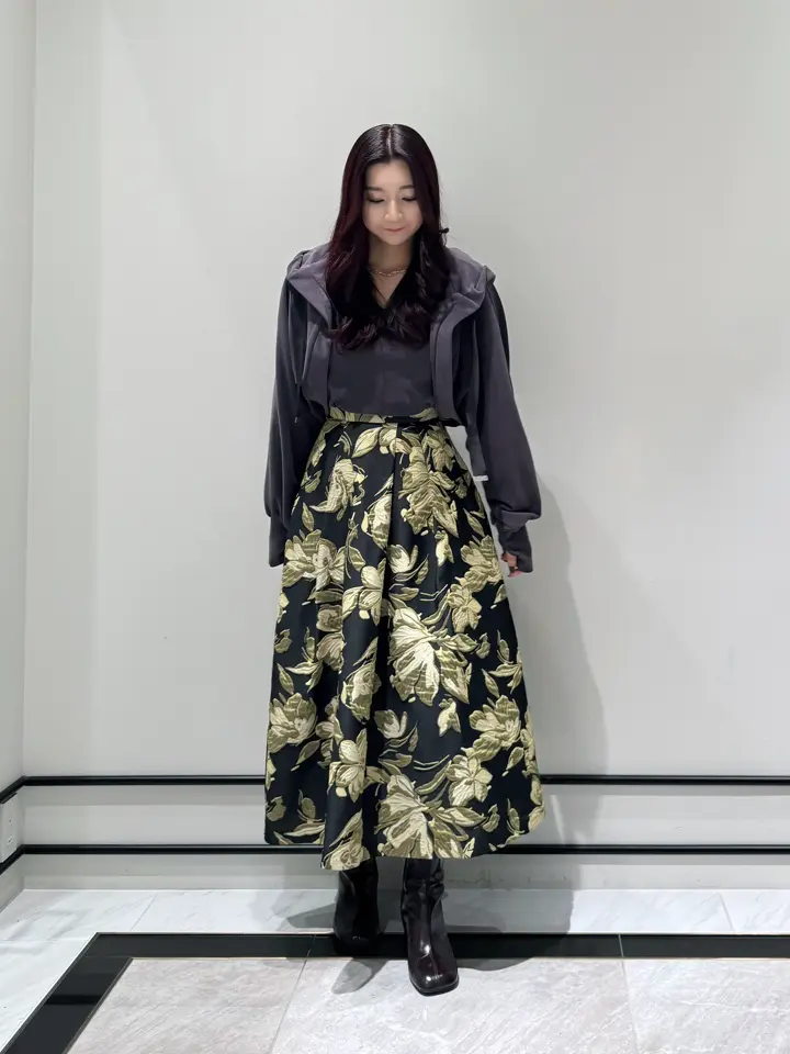 GRACE CONTINENTAL MOMOKO コーディネート画像