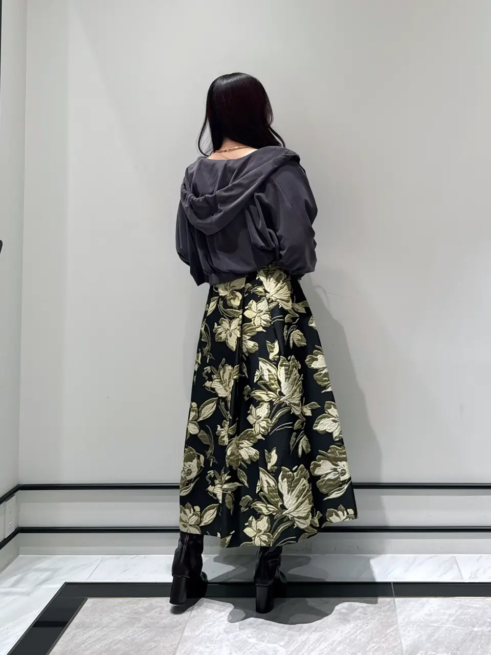 GRACE CONTINENTAL MOMOKO コーディネート画像