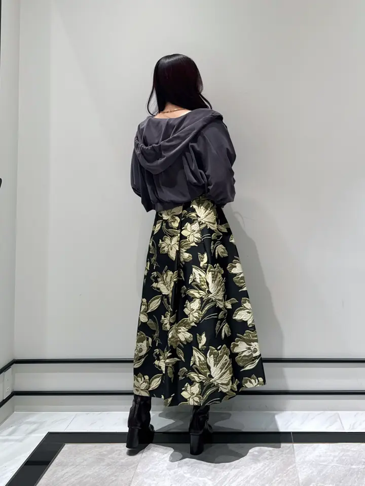 GRACE CONTINENTAL MOMOKO コーディネート画像