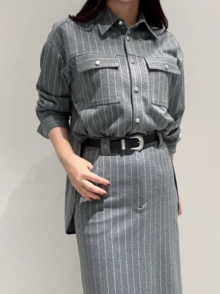 GRACE CONTINENTAL MOMOKO コーディネート画像