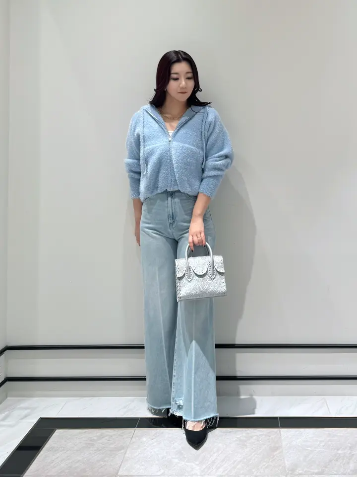 GRACE CONTINENTAL MOMOKO コーディネート画像