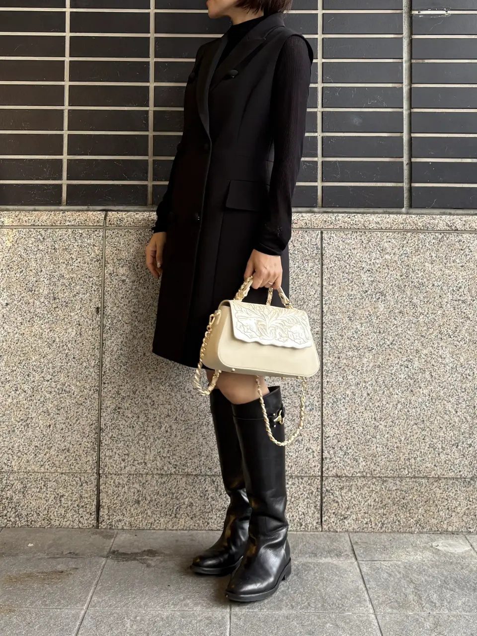 GRACE CONTINENTAL 穐山　香織 コーディネート画像