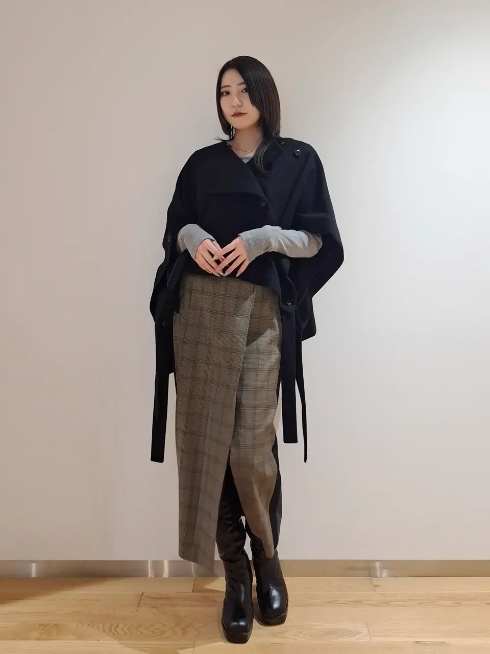  𝙆𝙄𝙈𝙐 コーディネート画像