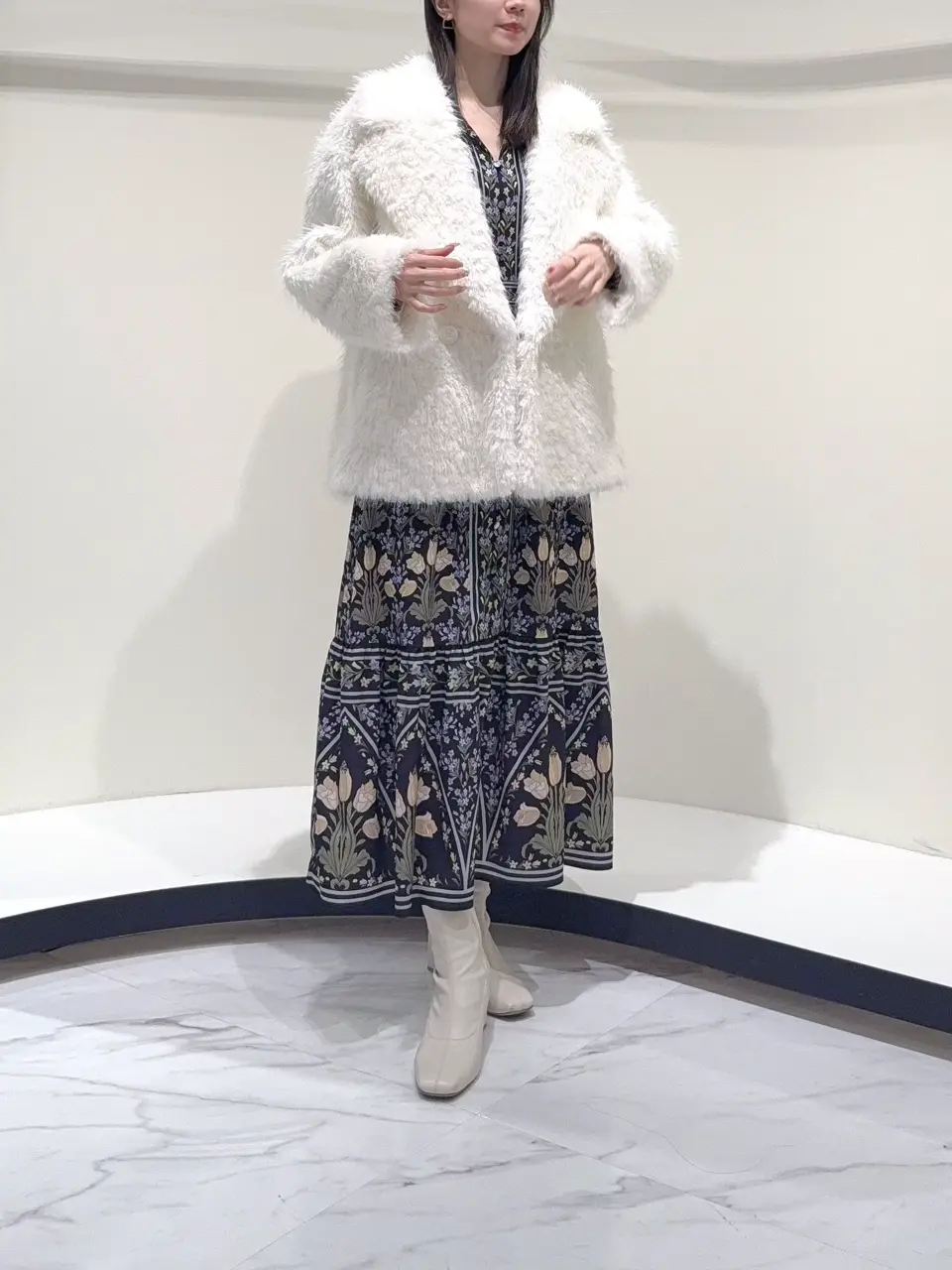 GRACE CONTINENTAL Suzuka コーディネート画像