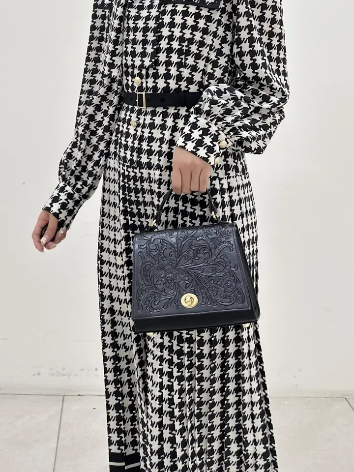 GRACE CONTINENTAL MORITA AI コーディネート画像