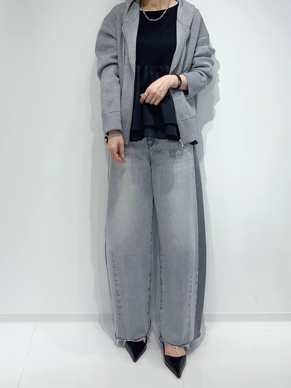 GRACE CONTINENTAL 亀田 未希 コーディネート画像