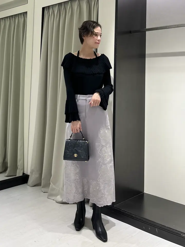 GRACE CONTINENTAL 亀田 未希 コーディネート画像