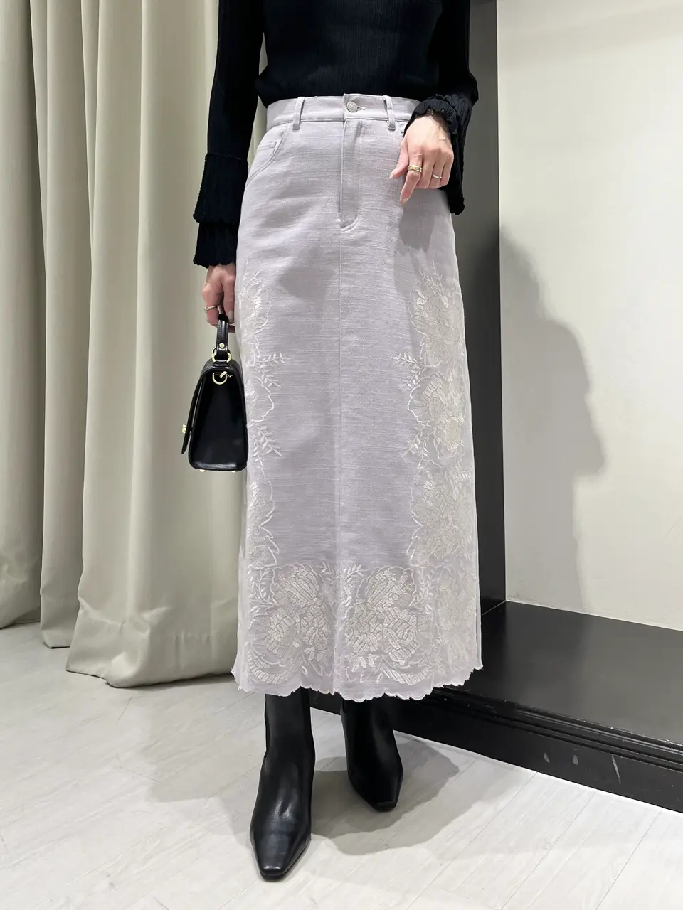 GRACE CONTINENTAL 亀田 未希 コーディネート画像