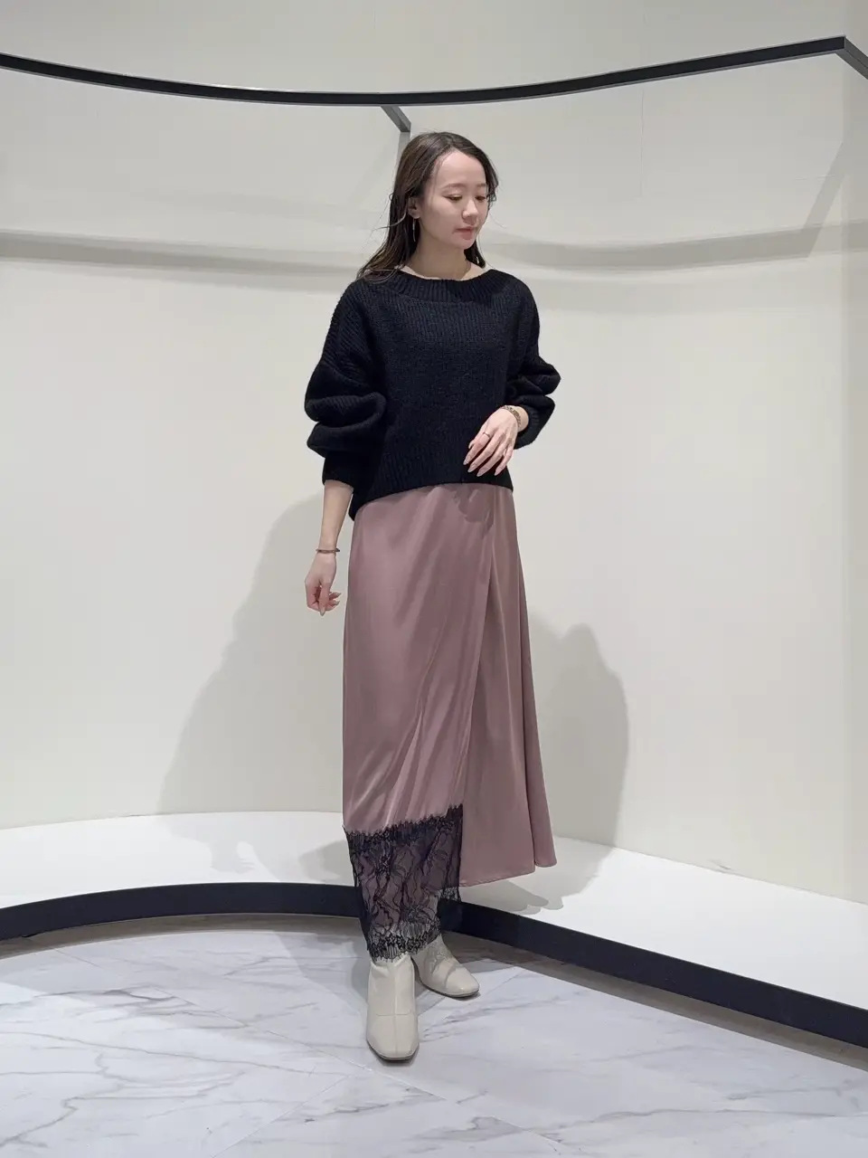 GRACE CONTINENTAL Suzuka コーディネート画像