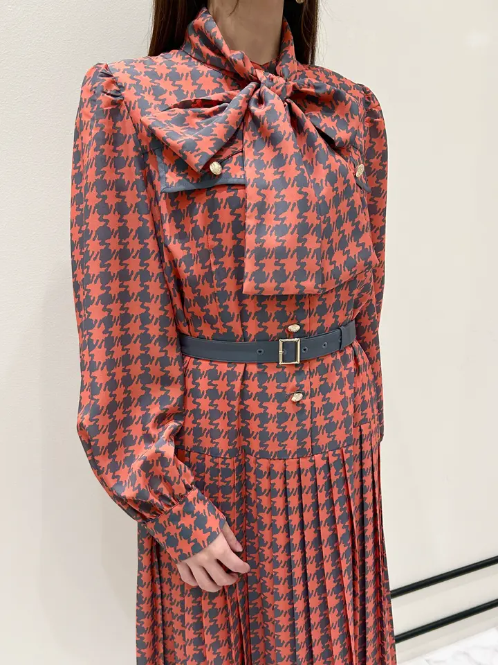 GRACE CONTINENTAL Wakazono コーディネート画像