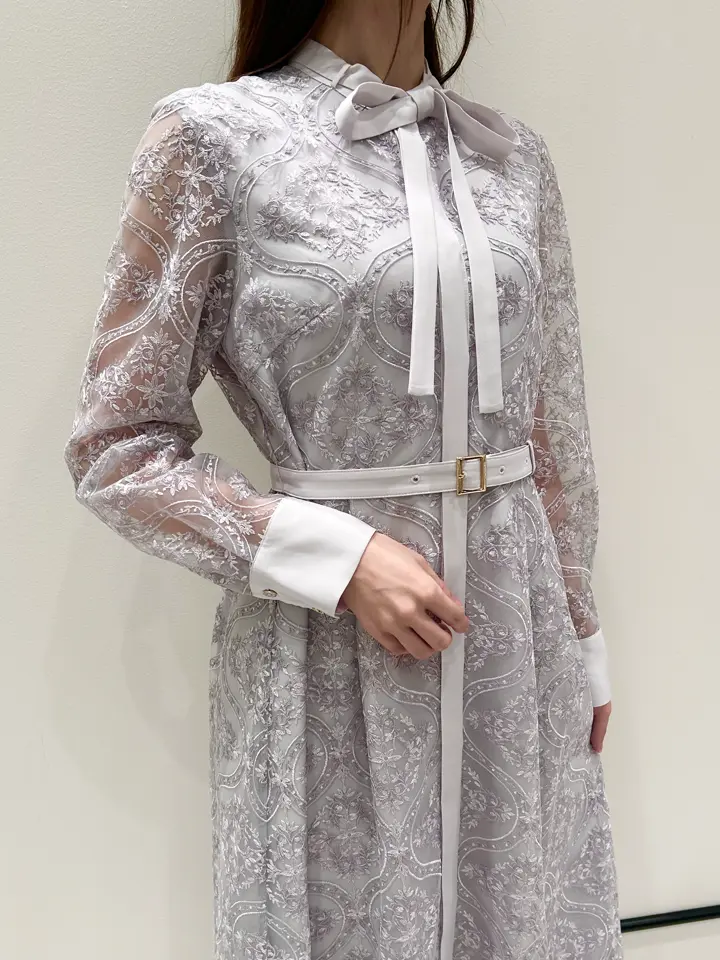 GRACE CONTINENTAL Wakazono コーディネート画像