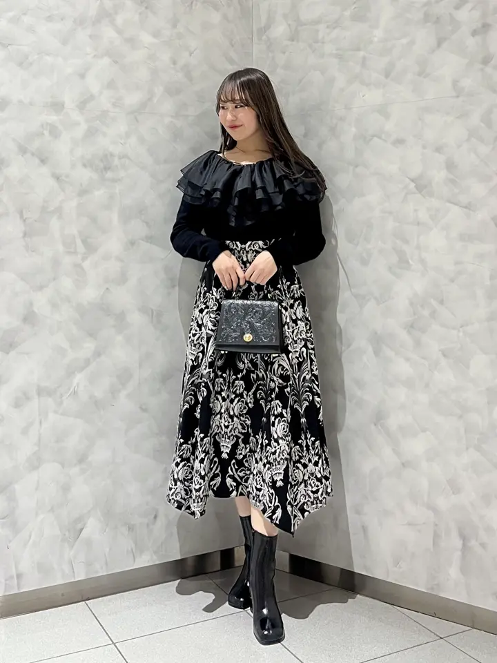 GRACE CONTINENTAL 根本　紗良 コーディネート画像