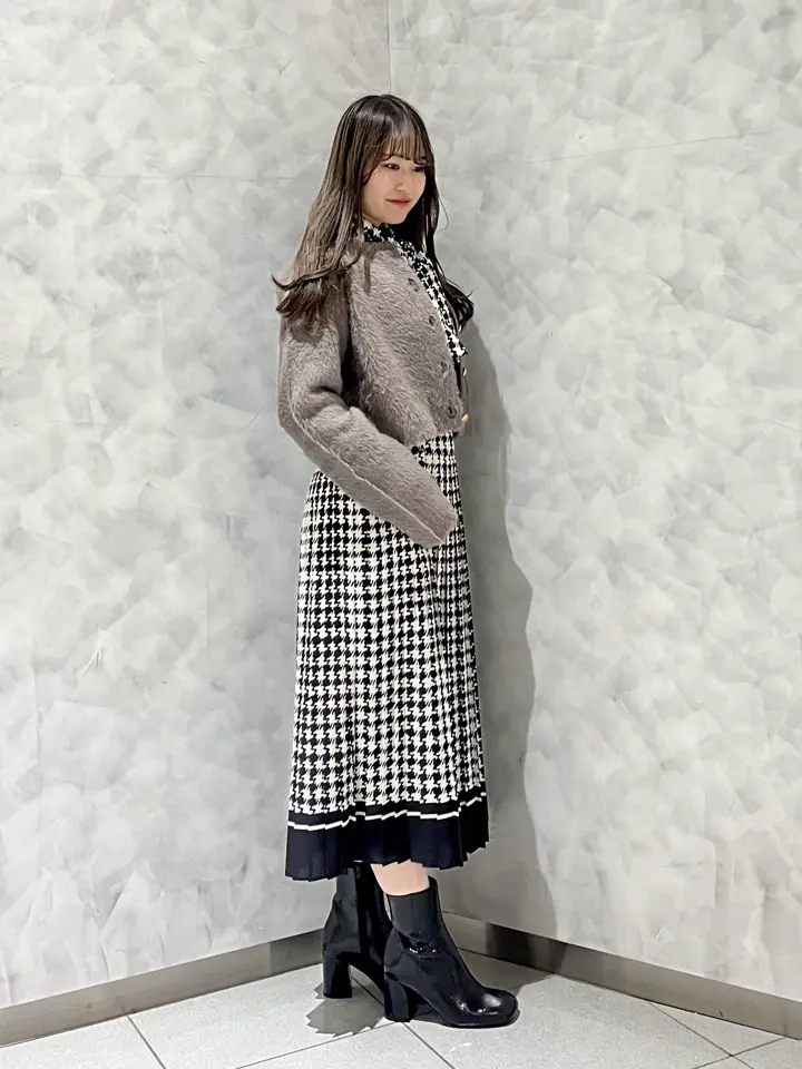 GRACE CONTINENTAL 根本　紗良 コーディネート画像