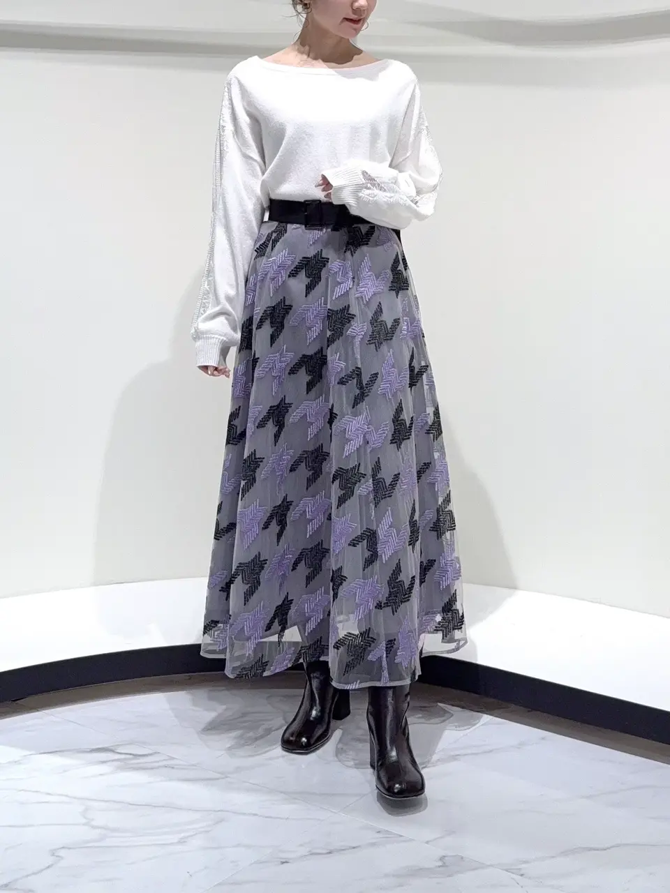 GRACE CONTINENTAL Suzuka コーディネート画像