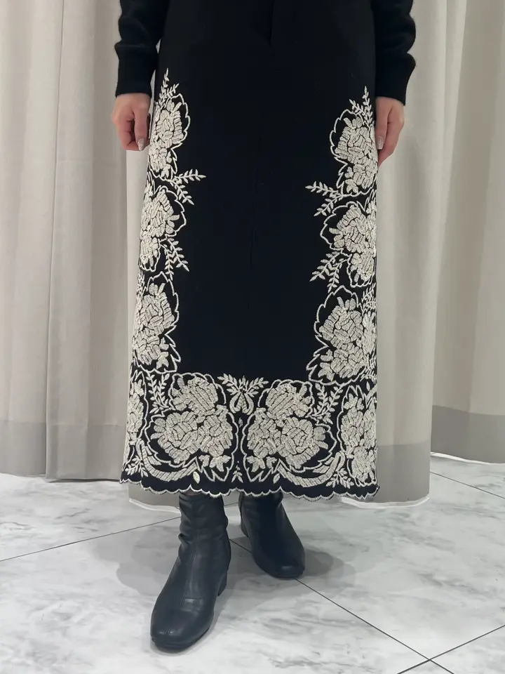 GRACE CONTINENTAL 赤坂 梨来 コーディネート画像