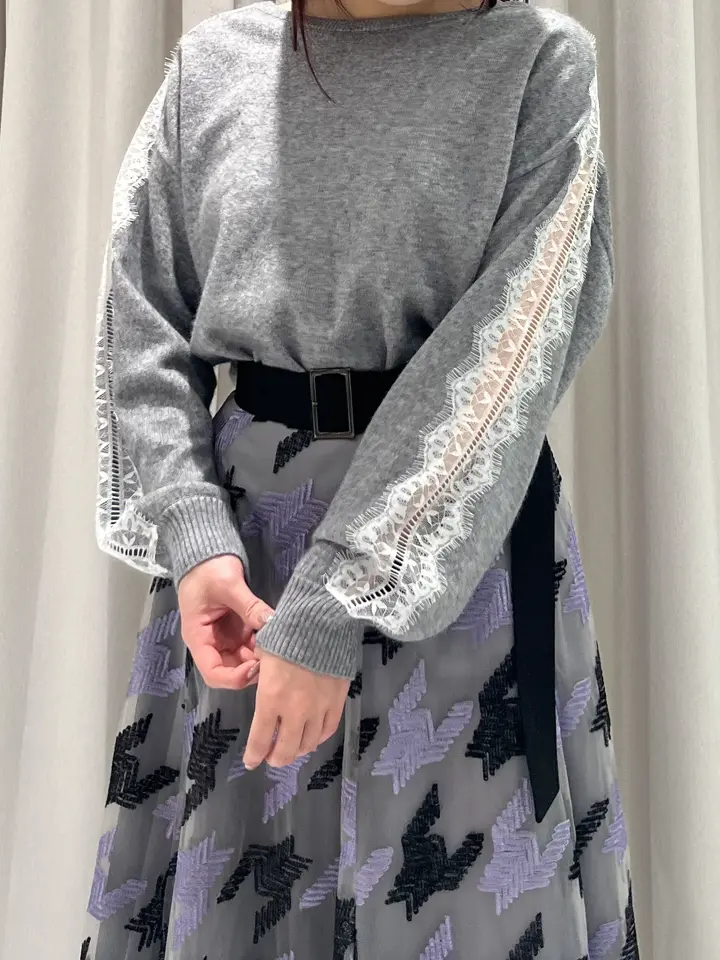 GRACE CONTINENTAL 赤坂 梨来 コーディネート画像