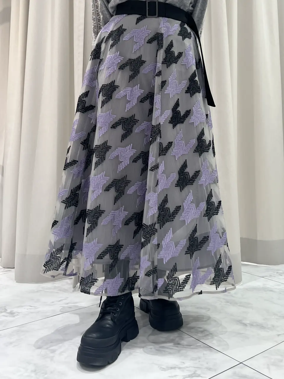 GRACE CONTINENTAL 赤坂 梨来 コーディネート画像