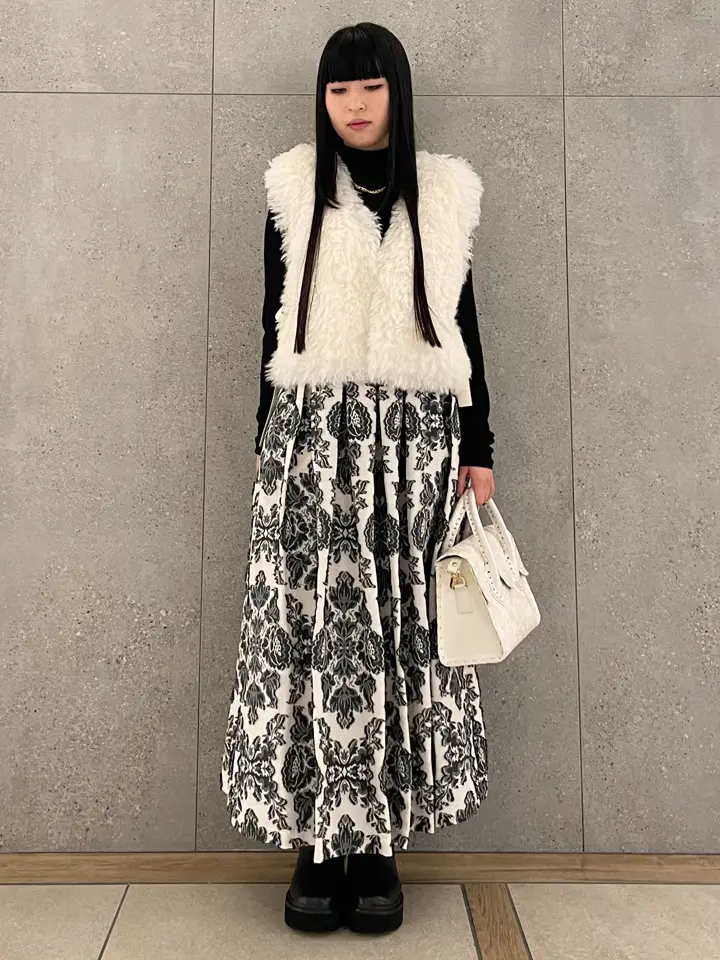 GRACE CONTINENTAL anri コーディネート画像