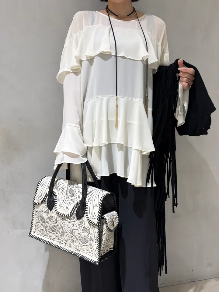 GRACE CONTINENTAL 穐山　香織 コーディネート画像