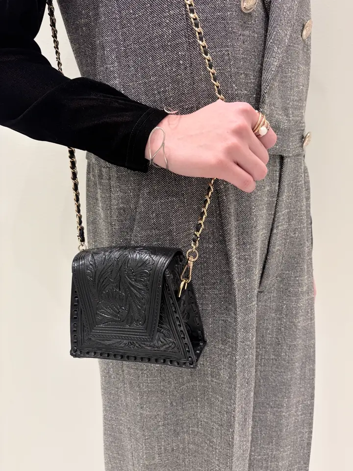 GRACE CONTINENTAL Hotei コーディネート画像