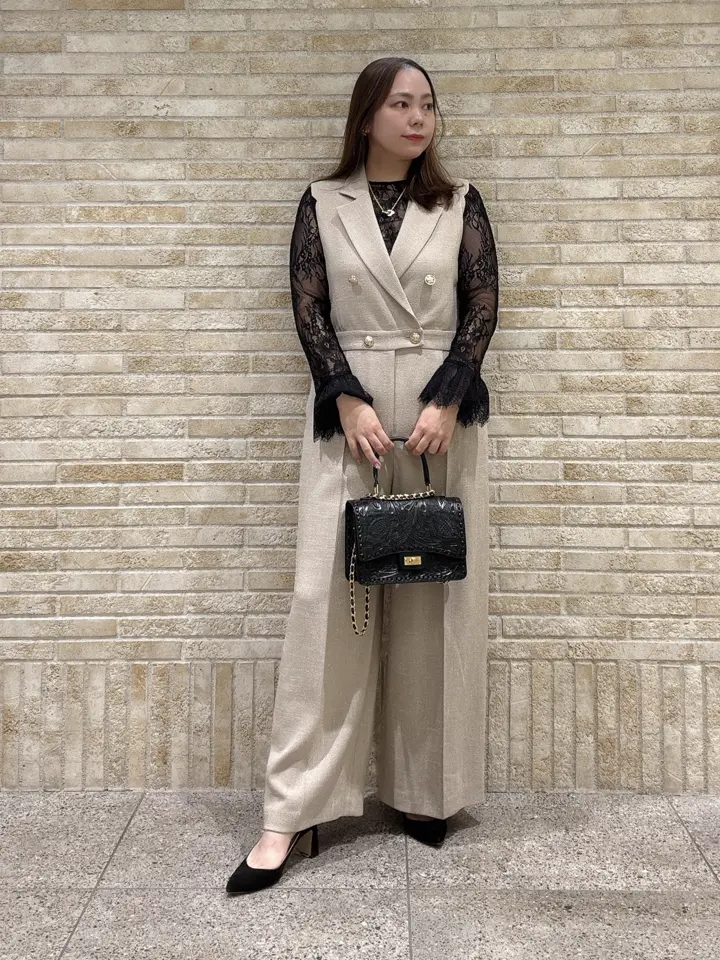 GRACE CONTINENTAL 泉　敦子 コーディネート画像