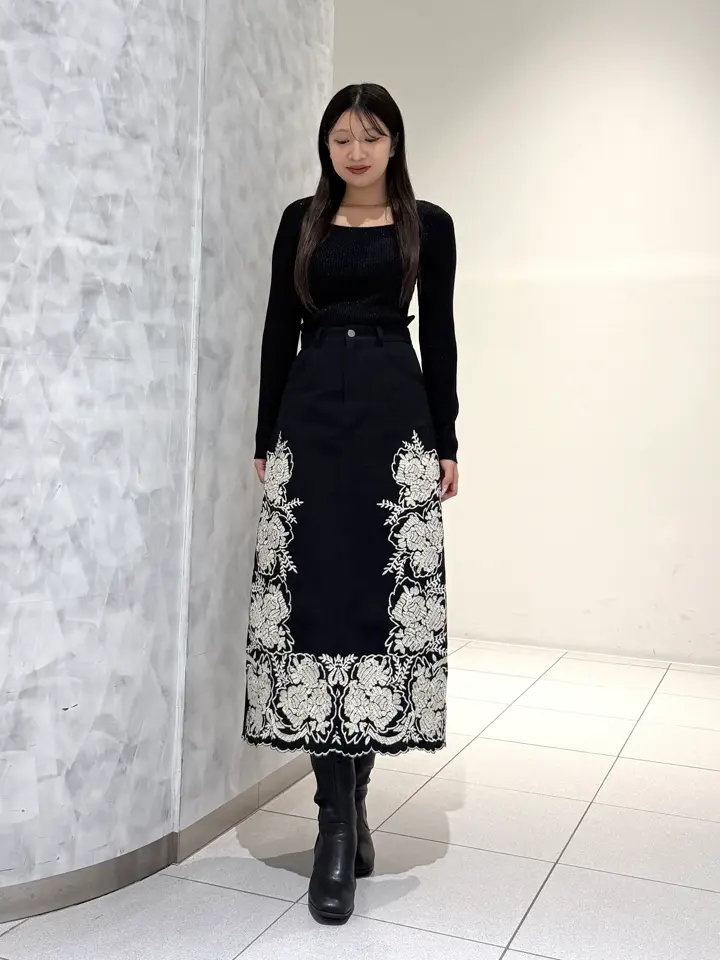 GRACE CONTINENTAL 桃子 コーディネート画像