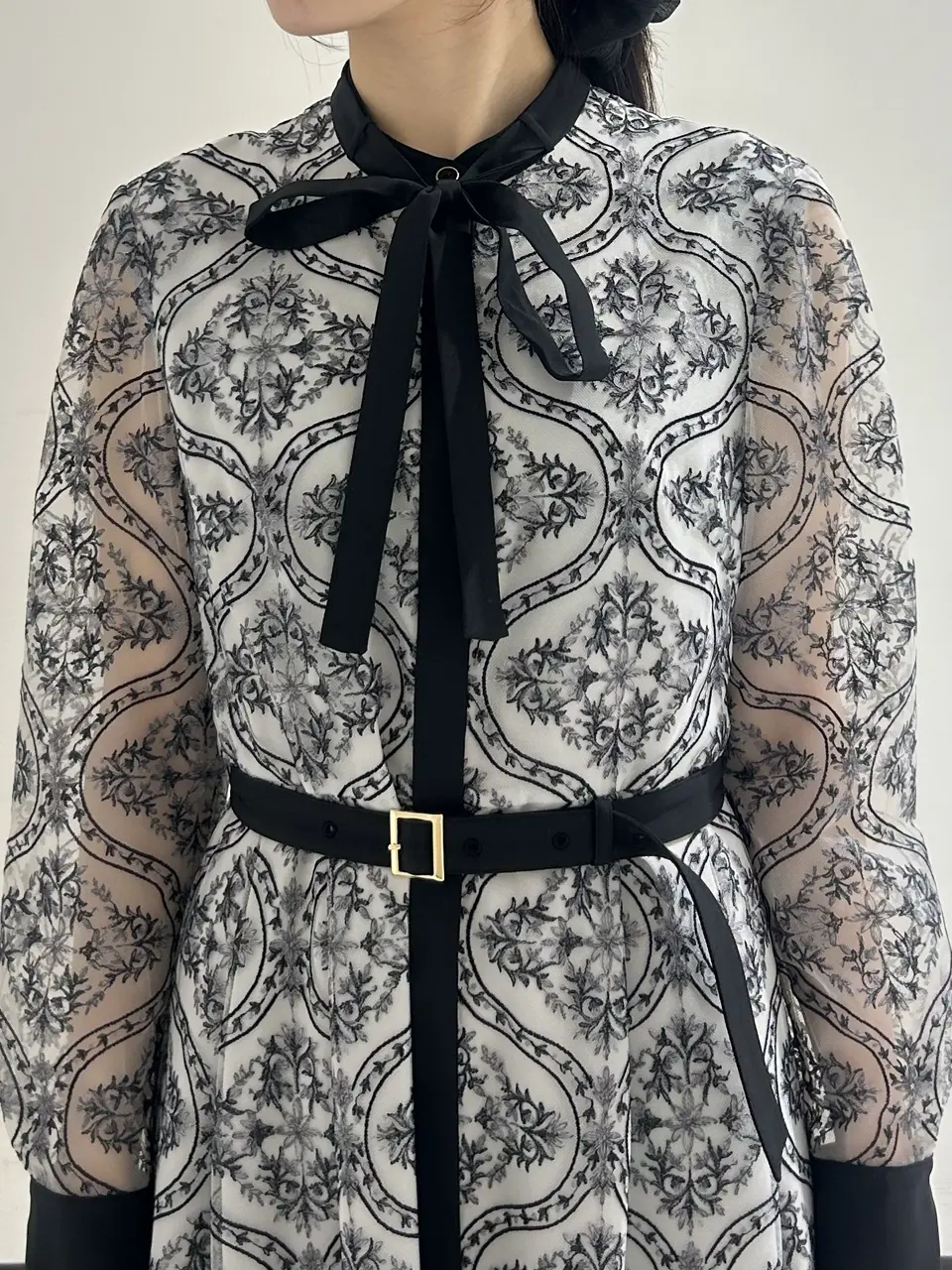 GRACE CONTINENTAL 狩野　珠季 コーディネート画像